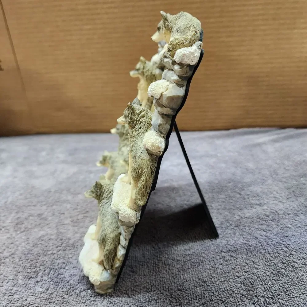 3d wolf resin picture frame 4x6 W